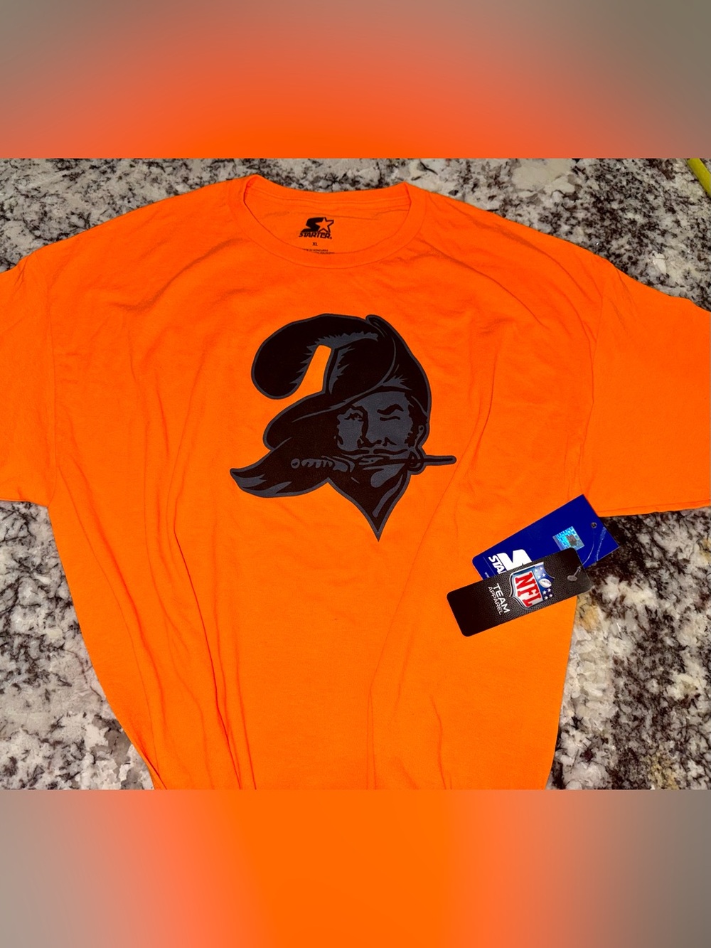 Orange Creamsicle Bucco Bruce Tampa Bay Buccaneers new tshirt size XL